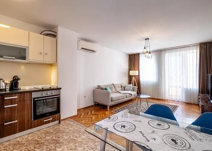 очарователен до морската градина Apartman *