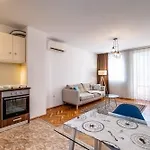 очарователен до морската градина Apartment *