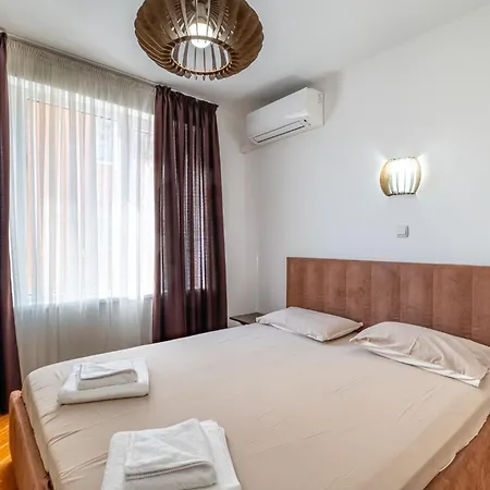 очарователен до морската градина * ヴァルナ