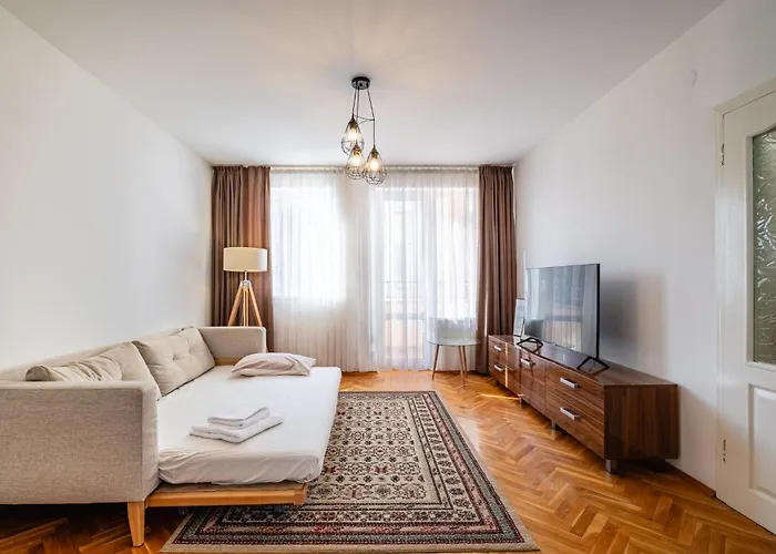 Apartment очарователен до морската градина